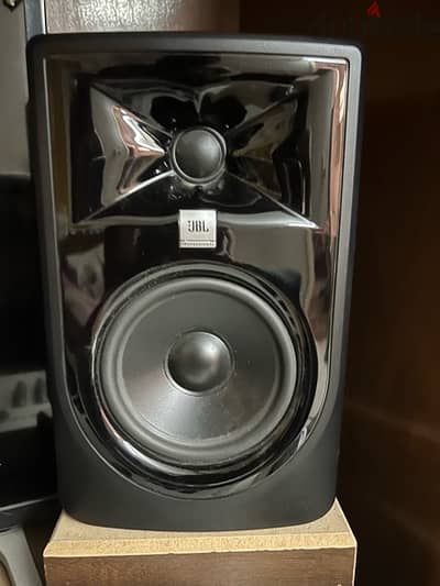 studio monitor ستوديو مونيتور jbl