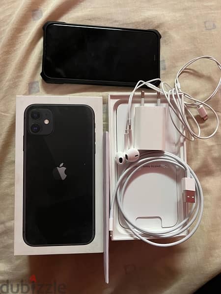 IPhone 11 - Perfect condition - Full accessories 0