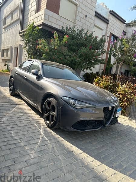 Alfa Romeo Giulia 2021 1