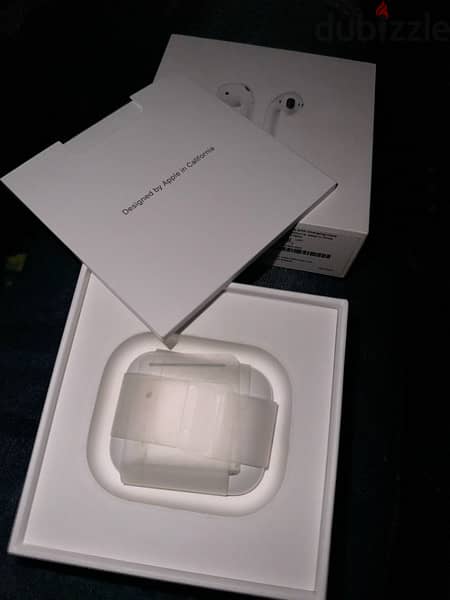 air pods 2 apple orginal وارد السعودية كسر كسر الزيرو بحالة الجديد 1