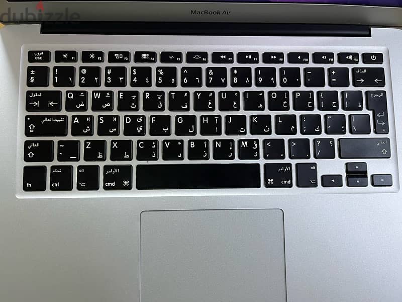 MacBook Air 13,3 2015 1