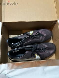 nike tempo size 45