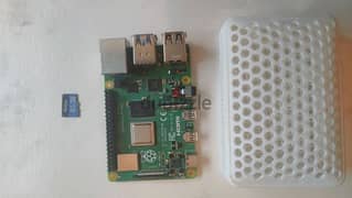 Raspberry Pi 4
8GB 0