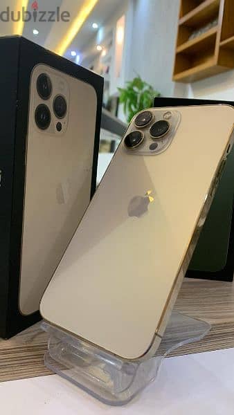 iPhone 13 pro max. . 256GB . خصم لمده 48ساعه مميز جداا 12