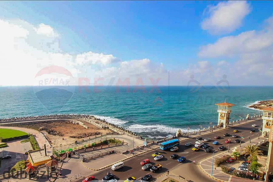 Apartment for sale 525 m Roushdy (directly on the sea) 0