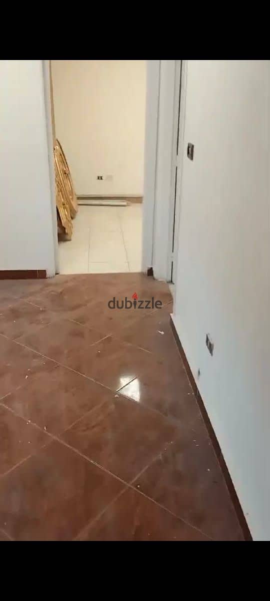 Apartment for rent 180 m in Golf Land in the new Marwa buildings next to the Girls' College. . 1