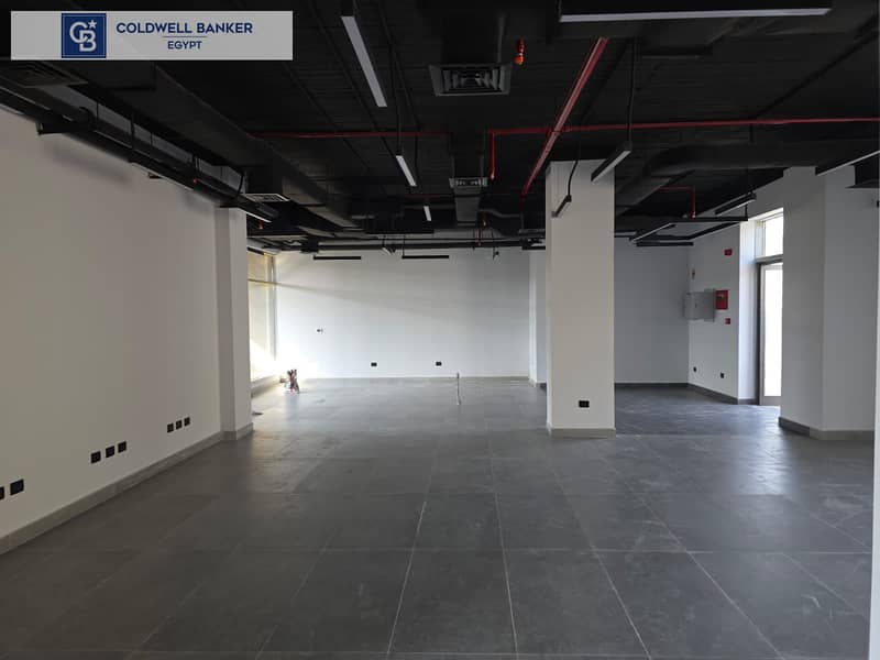 Fully Finished Office 225 sqm for RENT in a prime location in a well known mall in El sheikh Zayed 4