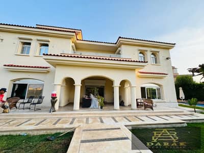 For sale: A palace in Madinaty, featuring 7 bedrooms, luxurious finishes, first-time occupancy, fully furnished with a swimming pool. The property is