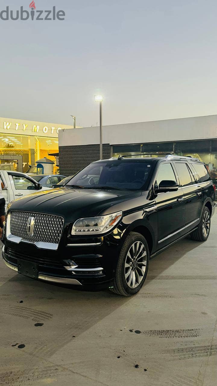 2018 lincoln presidential NAVIGATOR 11