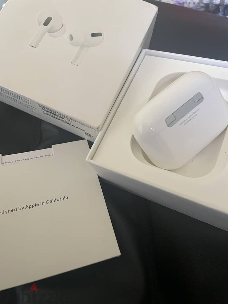 Air pods pro with sound cancellation model A2083 1