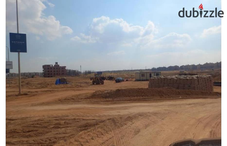 Land in prime location for sale 461m new cairo (South Suez Distract) 3