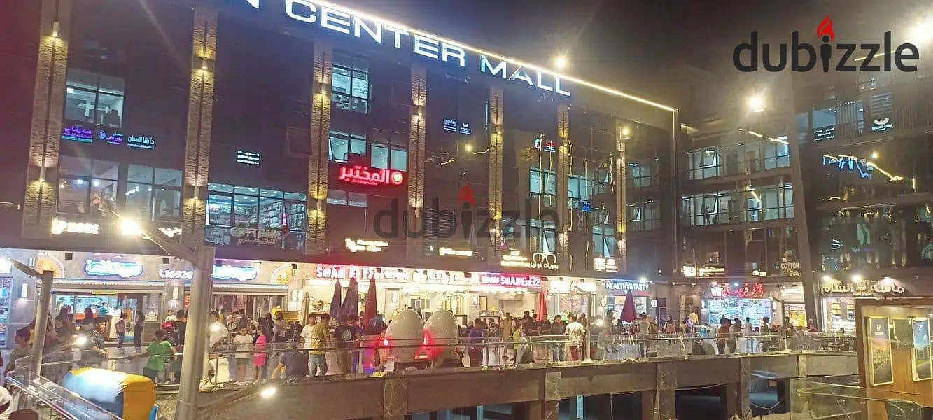 The last shop, first floor, finished, directly on the facade, in the strongest mall in Shorouk, Town Center Mall, with the highest traffic, in front o 4