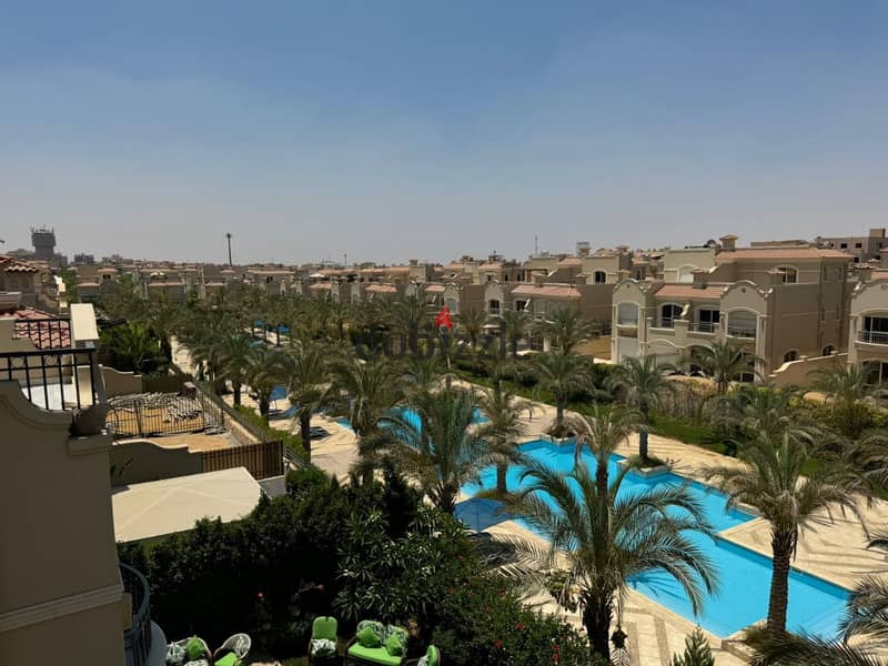 توين هاوس للبيع في مدينه الشروق prime location فيو مميز علي ال pool مساحة (330م) 3