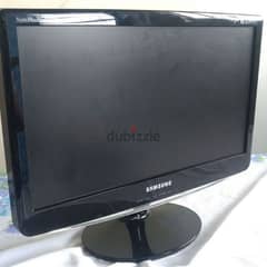 شاشه كومبيوتر samsung B1930N