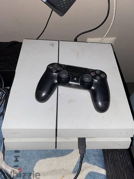 WHITE PS4 FAT 500GB + ps4 games 4