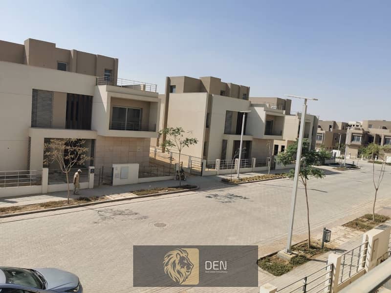 Twin House with Immediate Delivery for Sale in Palm Hills, New Cairo 3