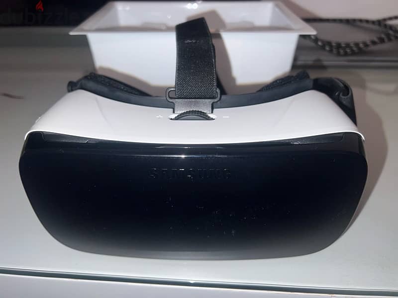 Samsung Gear VR نظارة سامسونج واقع افتراضي 1