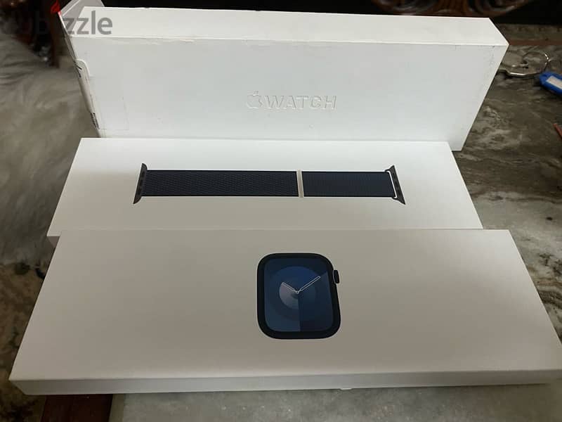 Apple smart watch series 9 GPS ,45MM , midnight aluminum 2