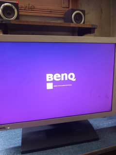 شاشه ١٩ بوصه benQ 0