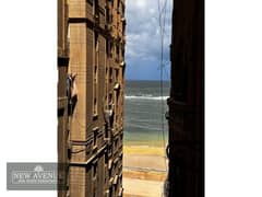 Apartment very prime location with a sea view in Alexandria Mandara Bahary, bua 165,3-bedroom ,2 bathroom