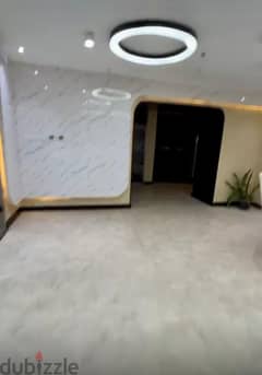 مكتب 850 م للايجار متشطب التجمع موقع مميز office for rent in new cairo