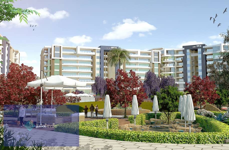 Contracting for a 188 sqm apartment, finished, with a 20% discount, with an open view on the mall, offered by investors. 3