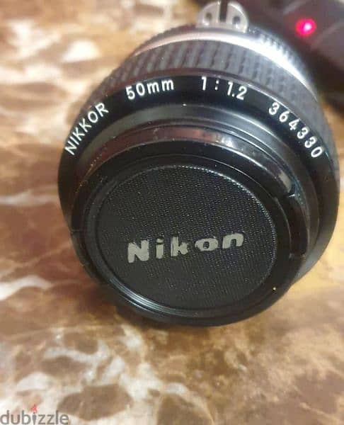 Nikon 50 mm f/1.2 lens 3