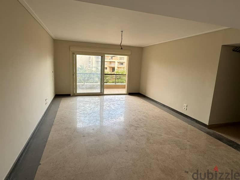 Apartment for sale at New Giza شقة للبيع بكمبوند نيو جيزة فيو بحيرة 2