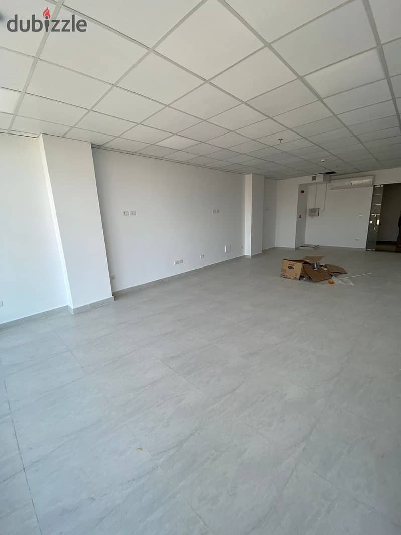 مكتب للايجار في ذا جيت قلب الشيخ زايد  office for rent in the gate in the heart of el sheikh zayed 2