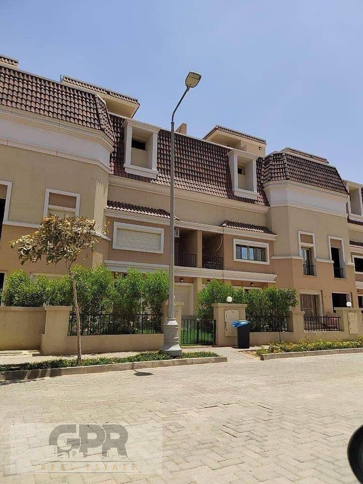 Villa for sale in Sarai near Madinaty / فيلا للبيع فى سراي بالقرب من مدينتي 1