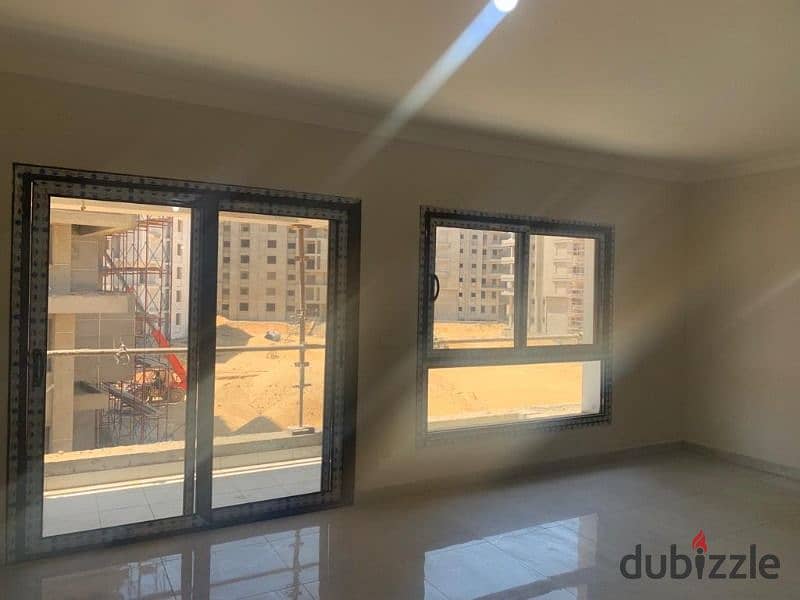 شقة 2غرفة للبيع متشطبة في العاصمة الادارية امام سيليا طلعت مصطفى في بلو فيرتFinished 2BR apartment for sale in New Capital front of Celia in Blue vert 10