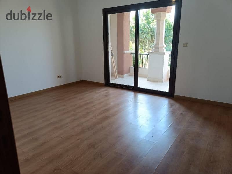 lowest price semi furnished twin 3rooms + special finishing for rent in Mivida 2