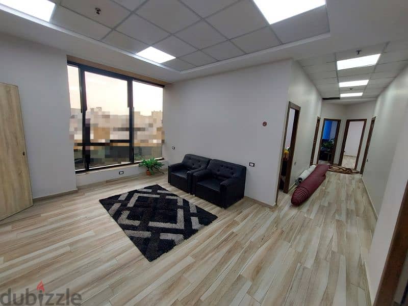 مكتب اداري للايجار 200م في مبني اداري في التجمع الخامس Office For Rent 3