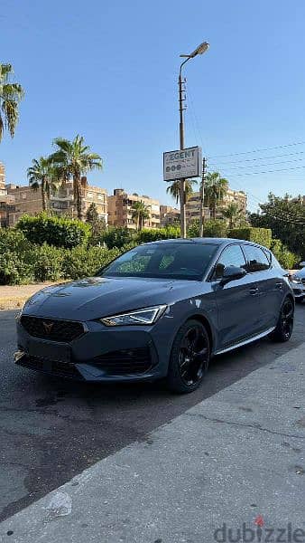 Cupra Leon 2024 one of one in Egypt 5