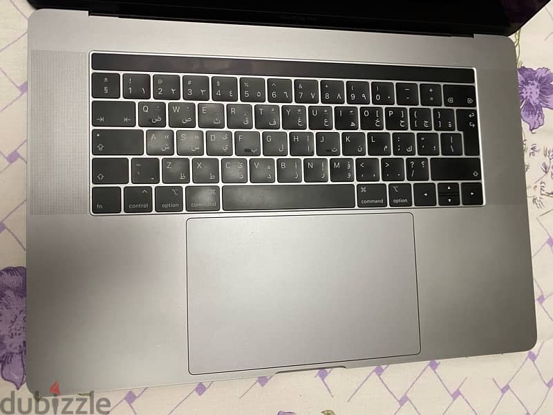 Apple Macbook Pro 16” 2019 1