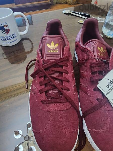 Shoes Adidas size 43. new with box. 1