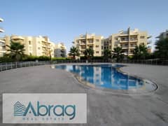 For rent an apartment 134m with kitchen and private garden in The Address Sheikh Zayed Compound 0