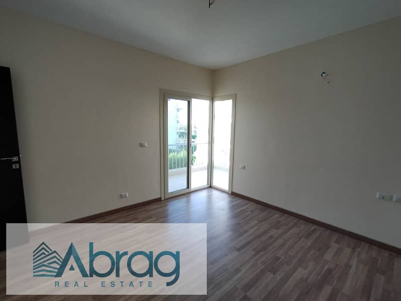 For rent an apartment 134m with kitchen and private garden in The Address Sheikh Zayed Compound 5