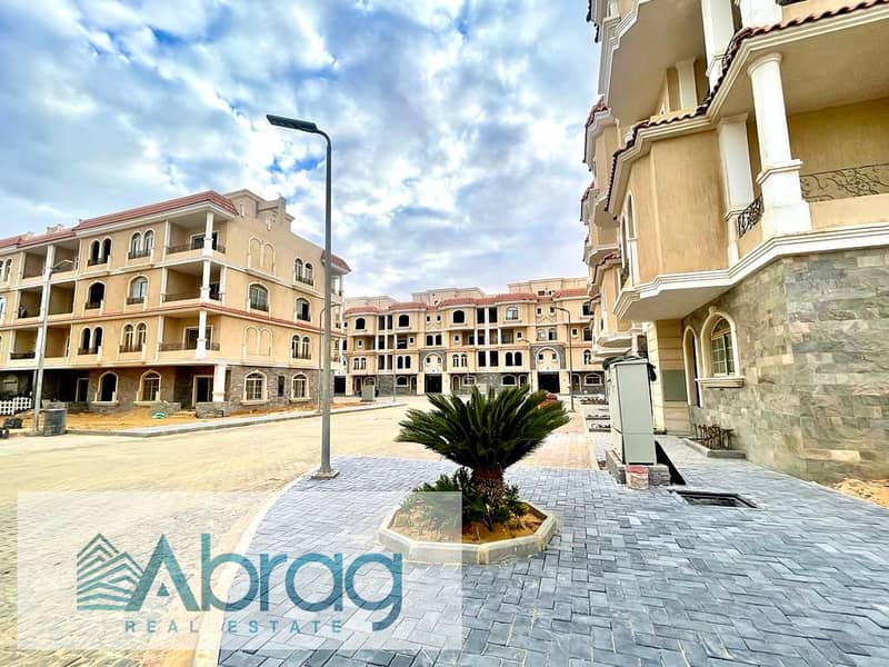 Opportunity to receive immediate delivery of a triplex penthouse for sale installments double view in October AB 4