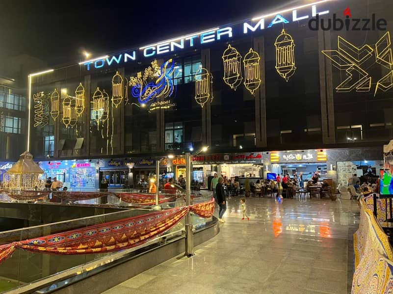 A 50-square-meter shop for immediate delivery, directly facing Town Center Mall, the most densely populated mall in El Shorouk 17