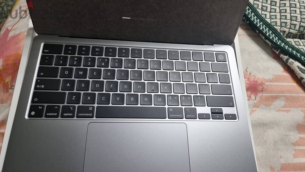 MacBook air m3 2024 3