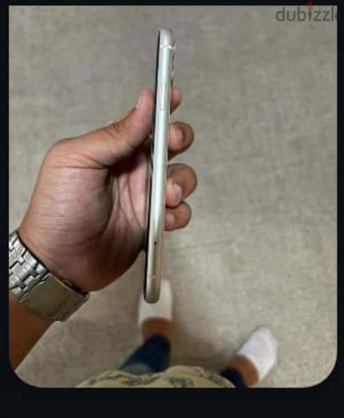 iPhone 11 0