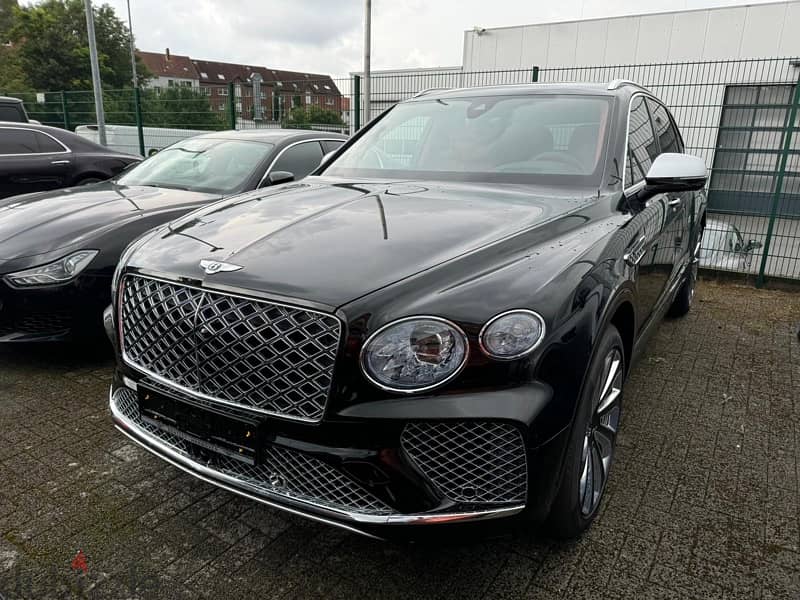 Bentley Bentayga 2024 0