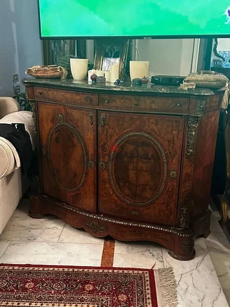 Excellent condition used classic furniture 5