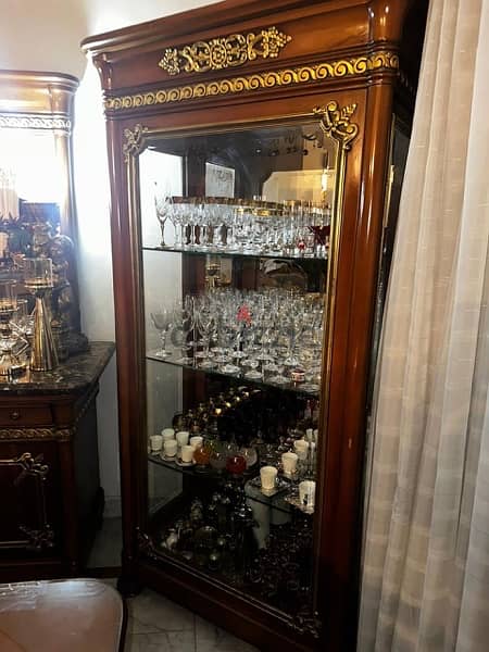 Excellent condition used classic furniture 9