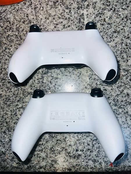 PS5 Controllers 2