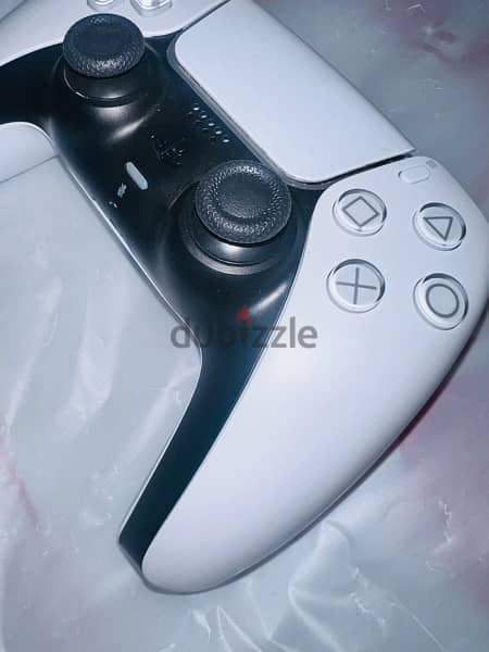 PS5 Controllers 3