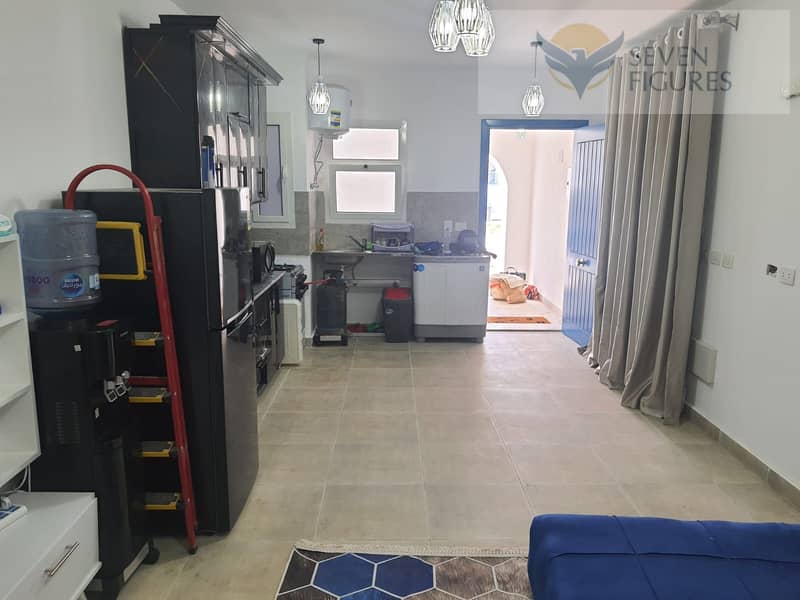 Mountain view Ras Alhekma chalet ground floor in Paros for sale 8.2 5