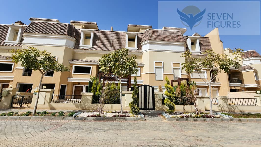 Town house for sale  The Butterfly , Mostakbal City - Madinet Masr,with 42% cash discount  Neighbors Madinaty ,Aliva Mountain View,Bloomfields tatweer 1