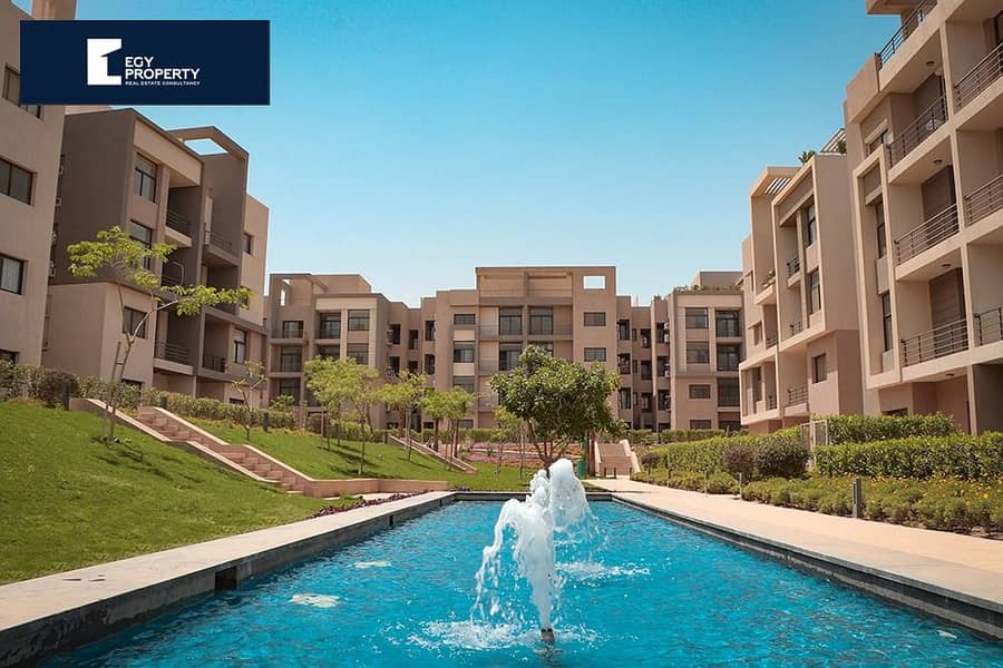 Own Now !! Ground Apartment In Fifth Square  Al Marasem For Sale in New Cairo With Private Garden Ready To Move 3